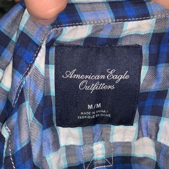American Eagle plaid tartan M boyfriend fit button down shirt - Picture 3 of 3